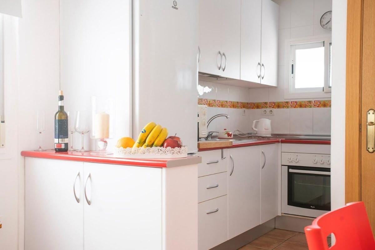 Bonito Apartamento Con Terraza - Pedregalejo Playa Malaga Exterior photo